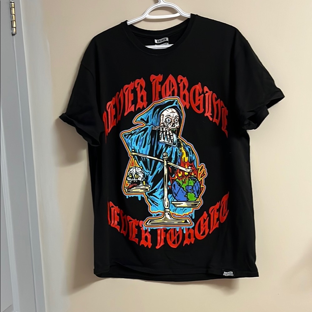Red and Black Short Sleeve Graphic Tees